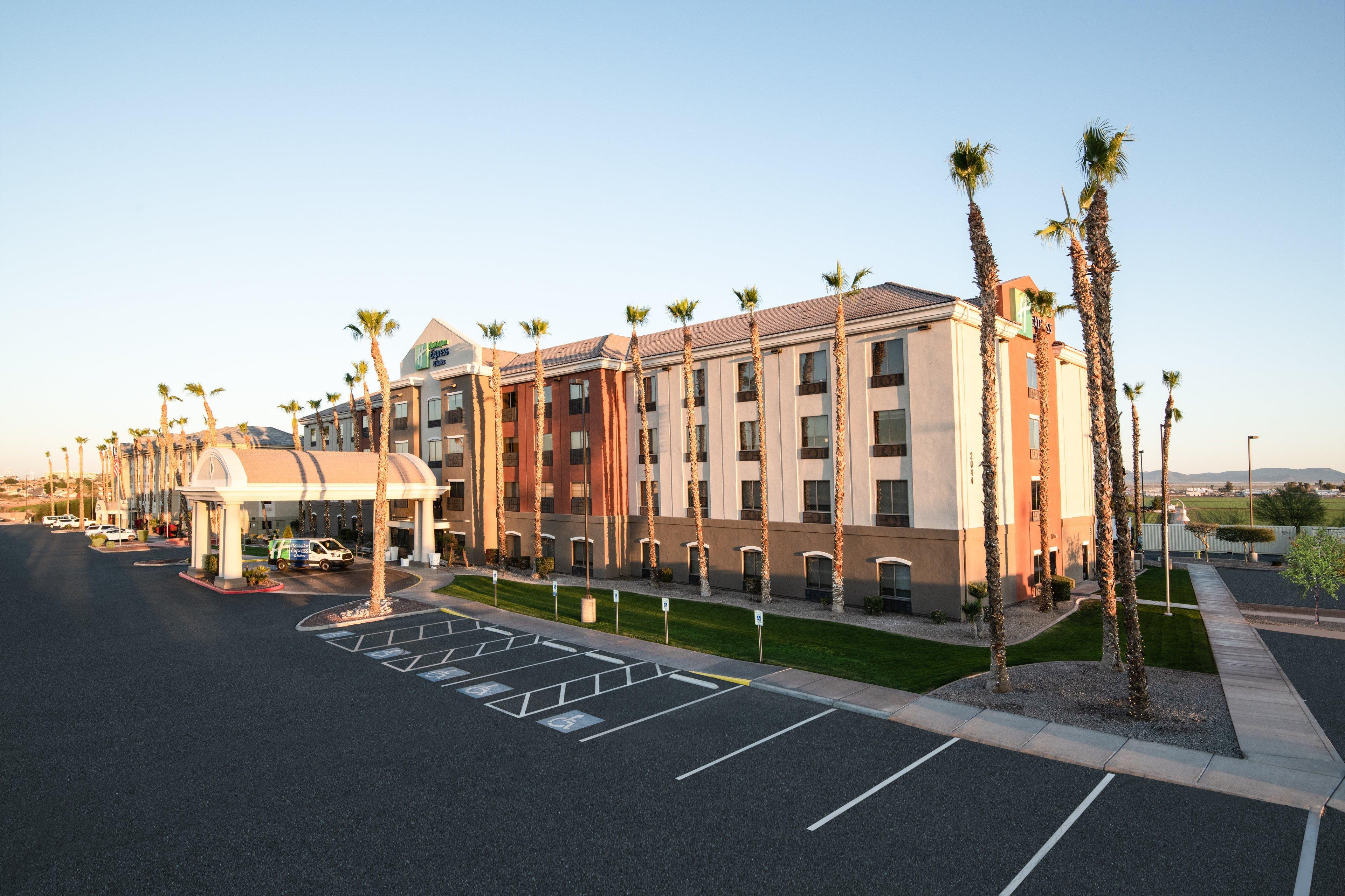 Holiday Inn Express Hotel & Suites Yuma, An Ihg Hotel Exterior photo